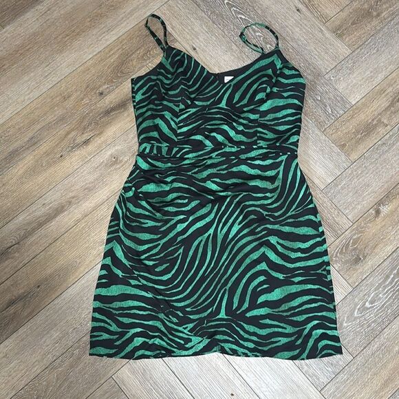 Dress the Population Briella Sleeveless Minidress - Picture 2 of 7